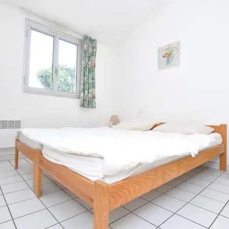1 Bedroom Gorgeous In Сент-Максим