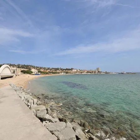 1 Bedroom Gorgeous In *