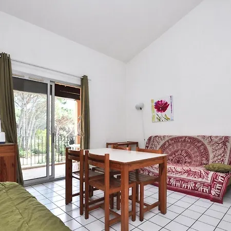 1 Bedroom Gorgeous In